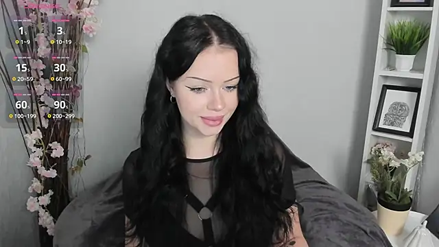 Snapshot of Lori__Hell chatting on April 29, 2026, 3:43 am Lori Hell online show from April 29, 2026, 3:43 am