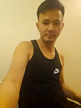 Snapshot of andi888999 chatting on November 28, 2025, 3:04 pm andi888999 online show from November 28, 2025, 3:04 pm