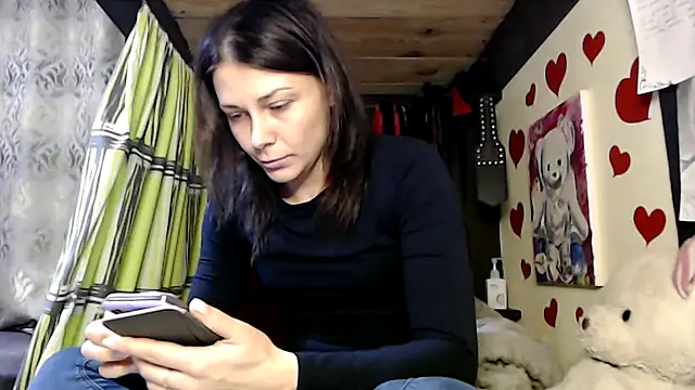 HarleyQuinn 69 online show from February 4, 2025, 8:06 pm