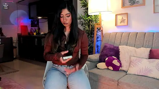 Snapshot of Issa_cooper chatting on June 14, 2026, 12:30 am Issa cooper online show from June 14, 2026, 12:30 am