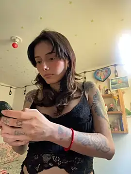 LiliJones  online show from February 10, 2026, 3:16 pm