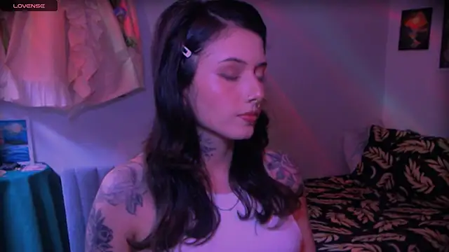 LiliJones  online show from March 24, 2026, 4:56 pm