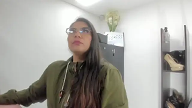 Snapshot of Luna_Dumont chatting on January 12, 2026, 11:15 am Luna Dumont online show from January 12, 2026, 11:15 am