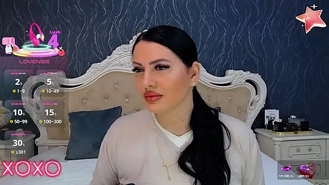 Snapshot of Lauren_Saint chatting on February 18, 2025, 8:27 am Lauren Saint online show from February 18, 2025, 8:27 am