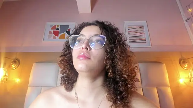 Dollar-girl online show from January 15, 2025, 3:18 pm