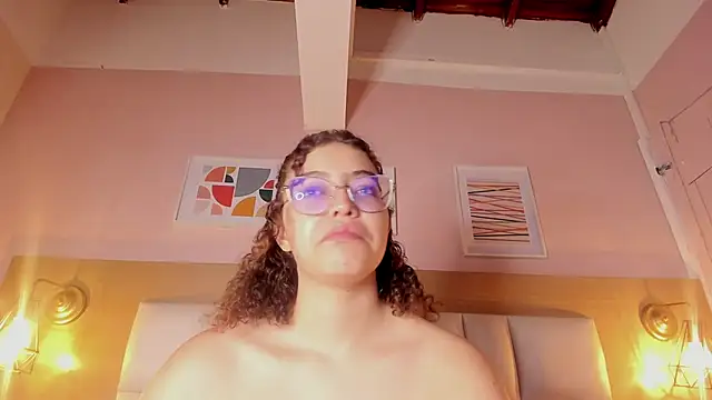 Dollar-girl online show from January 31, 2025, 3:00 pm