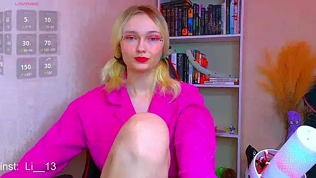 Angelina  1 online show from December 6, 2024, 1:07 am