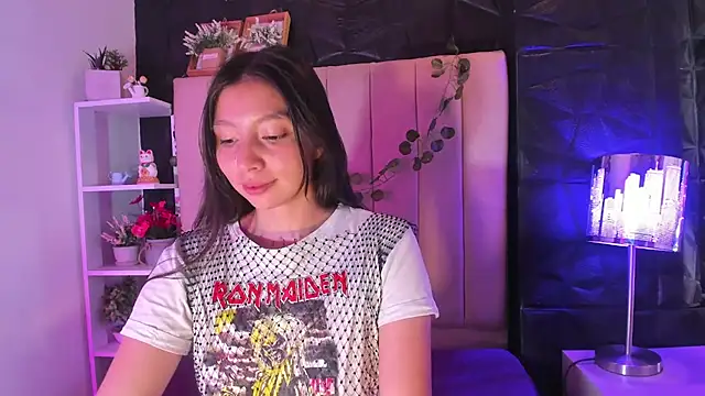 kendall saenz online show from December 2, 2025, 7:31 pm