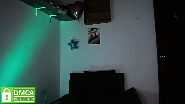 Mr MrsCurie online show from January 29, 2025, 11:35 pm