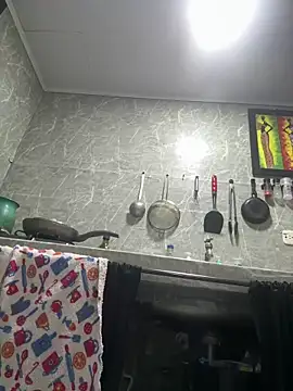 maybelline69 online show from April 9, 2026, 9:42 pm