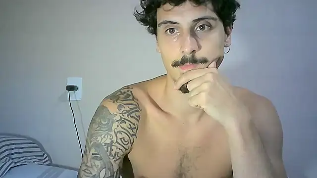 Snapshot of milkoffe chatting on December 2, 2024, 9:50 pm milkoffe online show from December 2, 2024, 9:50 pm