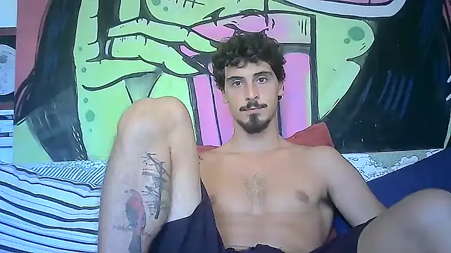 Snapshot of milkoffe chatting on March 1, 2025, 2:55 pm milkoffe online show from March 1, 2025, 2:55 pm