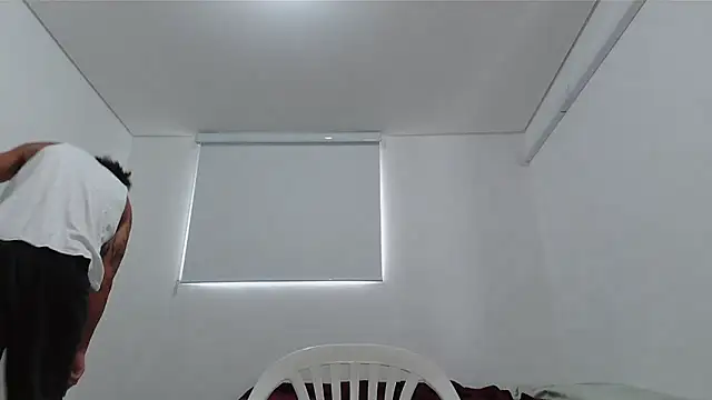 Snapshot of milkoffe chatting on February 23, 2026, 3:09 pm milkoffe online show from February 23, 2026, 3:09 pm