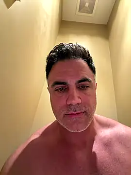 Snapshot of Bad_daddy21 chatting on January 7, 2026, 6:49 am Bad daddy21 online show from January 7, 2026, 6:49 am