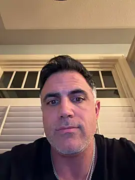 Snapshot of Bad_daddy21 chatting on March 8, 2026, 3:10 am Bad daddy21 online show from March 8, 2026, 3:10 am