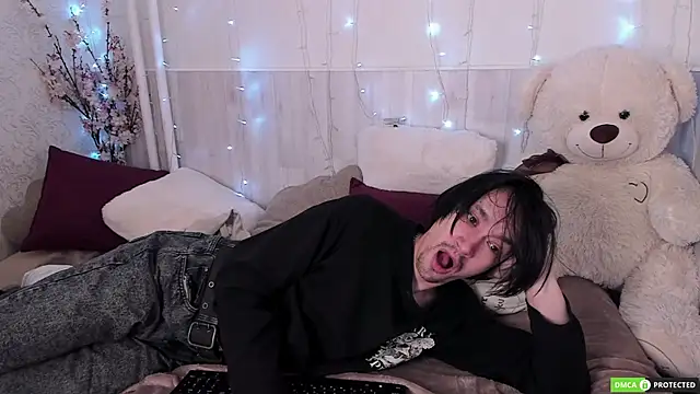 CalvinOwens online show from November 3, 2025, 3:41 am