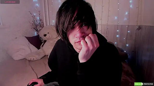 CalvinOwens online show from November 26, 2025, 3:18 am