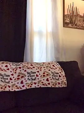 SidneyRaee online show from February 18, 2026, 4:36 pm