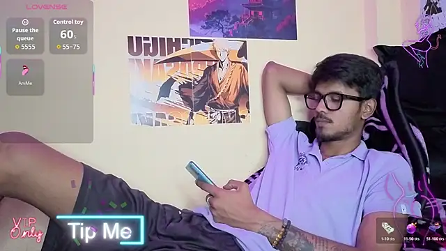 Snapshot of just_fucks chatting on April 3, 2026, 9:24 pm just fucks online show from April 3, 2026, 9:24 pm