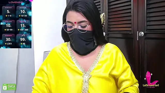 Snapshot of lakshmiraniii chatting on February 13, 2025, 1:37 pm lakshmiraniii online show from February 13, 2025, 1:37 pm