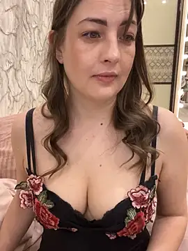 AnnaBri online show from February 12, 2026, 1:33 am