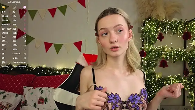 Snapshot of IdaValenti chatting on January 14, 2026, 11:09 pm IdaValenti online show from January 14, 2026, 11:09 pm