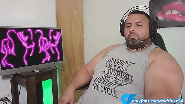 Snapshot of rodrix54 chatting on January 16, 2025, 9:08 pm rodrix54 online show from January 16, 2025, 9:08 pm