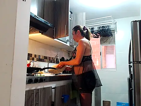 Snapshot of Gikitrans76 chatting on May 23, 2026, 5:50 pm Gikitrans76 online show from May 23, 2026, 5:50 pm