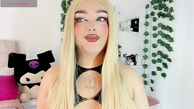 Snapshot of cattriona_muller chatting on July 8, 2026, 5:23 am cattriona muller online show from July 8, 2026, 5:23 am