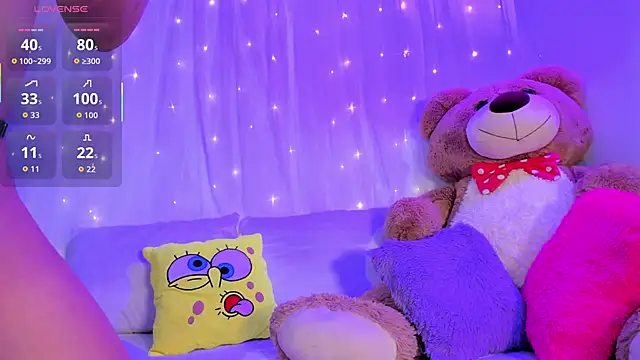 moll1e  online show from November 8, 2025, 12:55 am