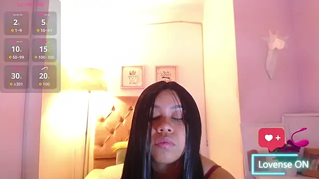 Snapshot of Nahom1_ chatting on November 19, 2025, 10:43 pm Nahom1 online show from November 19, 2025, 10:43 pm