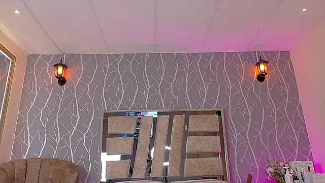 Snapshot of madison_fox1 chatting on October 5, 2025, 1:31 pm madison fox1 online show from October 5, 2025, 1:31 pm