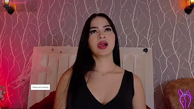 Snapshot of madison_fox1 chatting on November 2, 2025, 1:46 pm madison fox1 online show from November 2, 2025, 1:46 pm