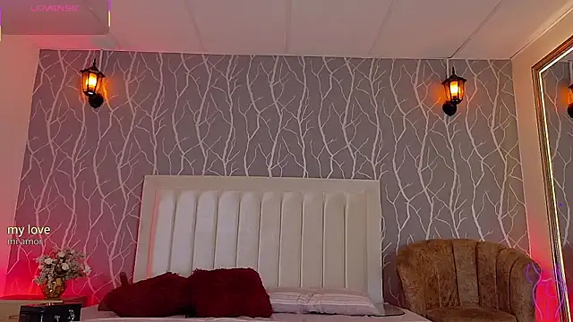 Snapshot of madison_fox1 chatting on November 8, 2025, 1:33 pm madison fox1 online show from November 8, 2025, 1:33 pm