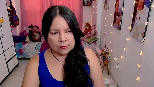 Snapshot of claryssa_ chatting on May 21, 2026, 9:44 pm claryssa online show from May 21, 2026, 9:44 pm