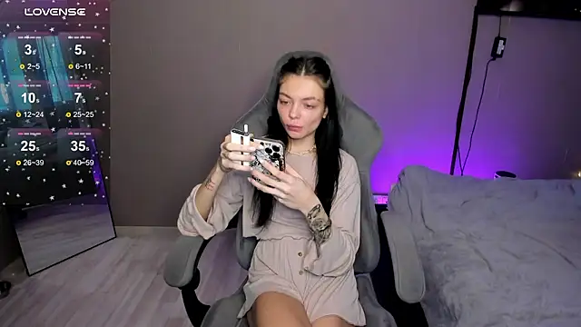 Mariella Adamss online show from March 18, 2026, 5:32 am