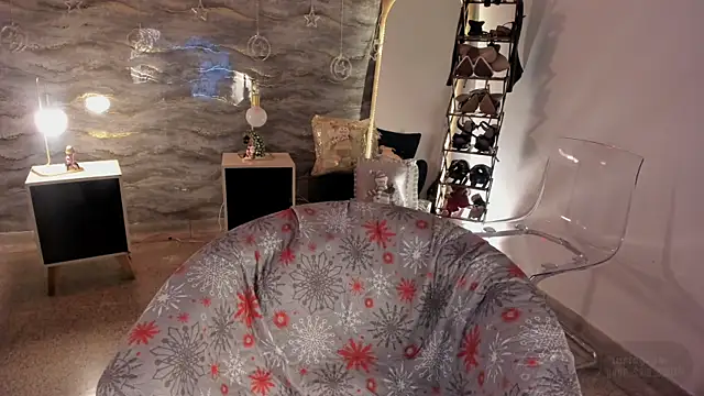 samara smithh online show from November 30, 2025, 11:58 am