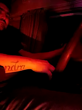 manuelymanuela online show from November 19, 2025, 9:59 pm