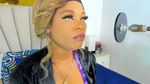 Snapshot of angel_dthroatt chatting on February 5, 2025, 12:06 pm angel dthroatt online show from February 5, 2025, 12:06 pm