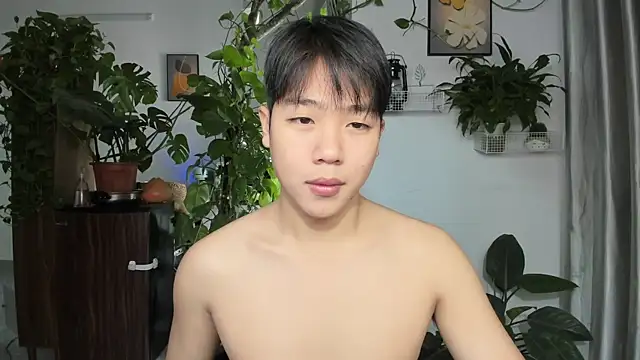 Snapshot of Oliver_Nl chatting on November 27, 2025, 4:58 am Oliver Nl online show from November 27, 2025, 4:58 am