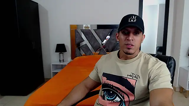 Snapshot of Frank_heaven01 chatting on February 3, 2025, 3:20 am Frank heaven01 online show from February 3, 2025, 3:20 am