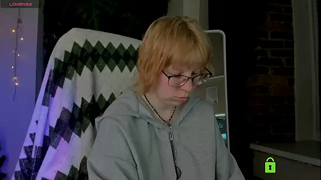 Melissa Wells online show from April 16, 2026, 8:20 pm