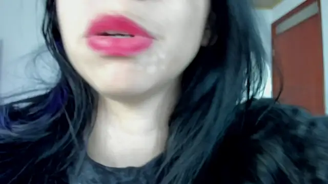 Snapshot of Katty_mouth chatting on January 11, 2025, 8:21 pm Katty mouth online show from January 11, 2025, 8:21 pm