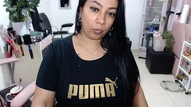 Snapshot of titsbiglovers chatting on February 16, 2026, 8:05 pm titsbiglovers online show from February 16, 2026, 8:05 pm