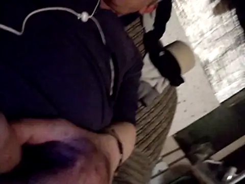 gipsiak online show from April 29, 2026, 8:48 pm