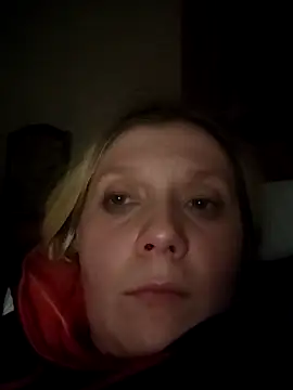 LeraSweet online show from February 12, 2026, 9:10 pm