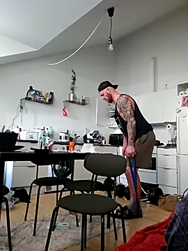 Snapshot of eltoulou chatting on January 11, 2025, 1:01 pm eltoulou online show from January 11, 2025, 1:01 pm