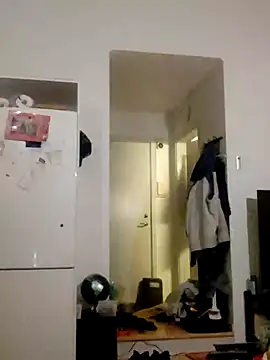 Snapshot of eltoulou chatting on January 13, 2025, 5:02 pm eltoulou online show from January 13, 2025, 5:02 pm