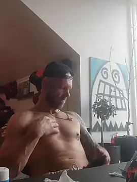 Snapshot of eltoulou chatting on January 31, 2025, 12:40 pm eltoulou online show from January 31, 2025, 12:40 pm