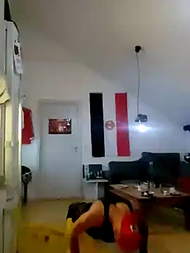 Snapshot of eltoulou chatting on February 3, 2025, 6:39 pm eltoulou online show from February 3, 2025, 6:39 pm